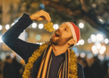 ¿Por qué se toman 12 uvas en Nochevieja? La verdadera historia