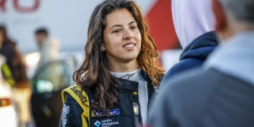 Lydia Sempere, primera mujer piloto de automovilismo con sordera bilateral profunda