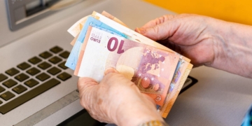 La cuantía máxima de la pensión no contributiva de jubilación para 2025, tendrá una subida de más de 1.000 euros