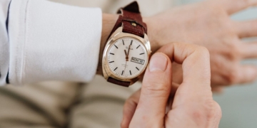 Cambio de horario en España 2025: este día se adelanta la hora