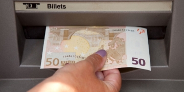 Giro de 180 grados en las pensiones de viudedad: estos bancos adelantan el pago