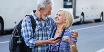 ¿Cómo puedo reservar un viaje del IMSERSO en 2025?