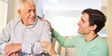 Cuido a una persona con discapacidad, ¿puedo solicitar una ayuda al Gobierno?