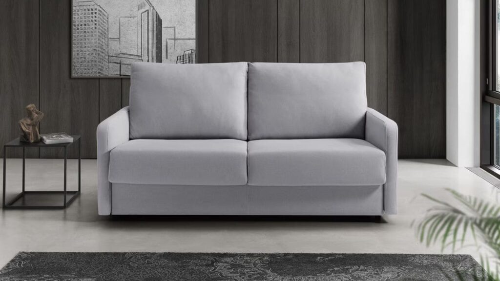Sofá cama de tres plazas con descuento del 50%./ Foto de El Corte Inglés