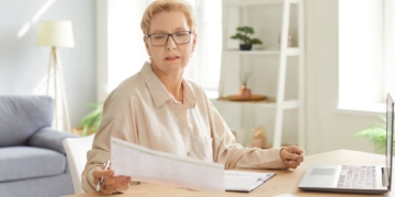 Beneficios del subsidio para mayores de 52 años en la pensión de jubilación