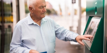 Pago de las pensiones en Unicaja en febrero de 2025