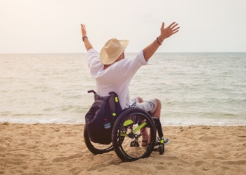 Turpeople y Nuripaz Grupos se alían para desarrollar paquetes turísticos accesibles en la provincia de Cádiz