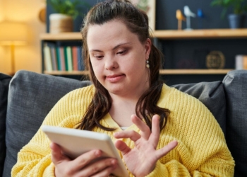 Elliot', la app que permite a personas con discapacidad intelectual vivir de manera independiente