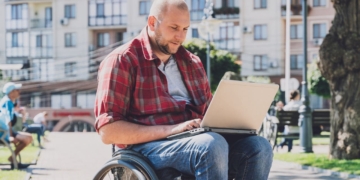 Pensión de incapacidad permanente / Licencia Adobe Stock