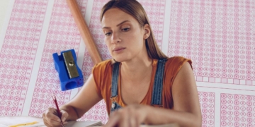 Nueva ayuda del SEPE para opositores en España: confirmado en el BOE