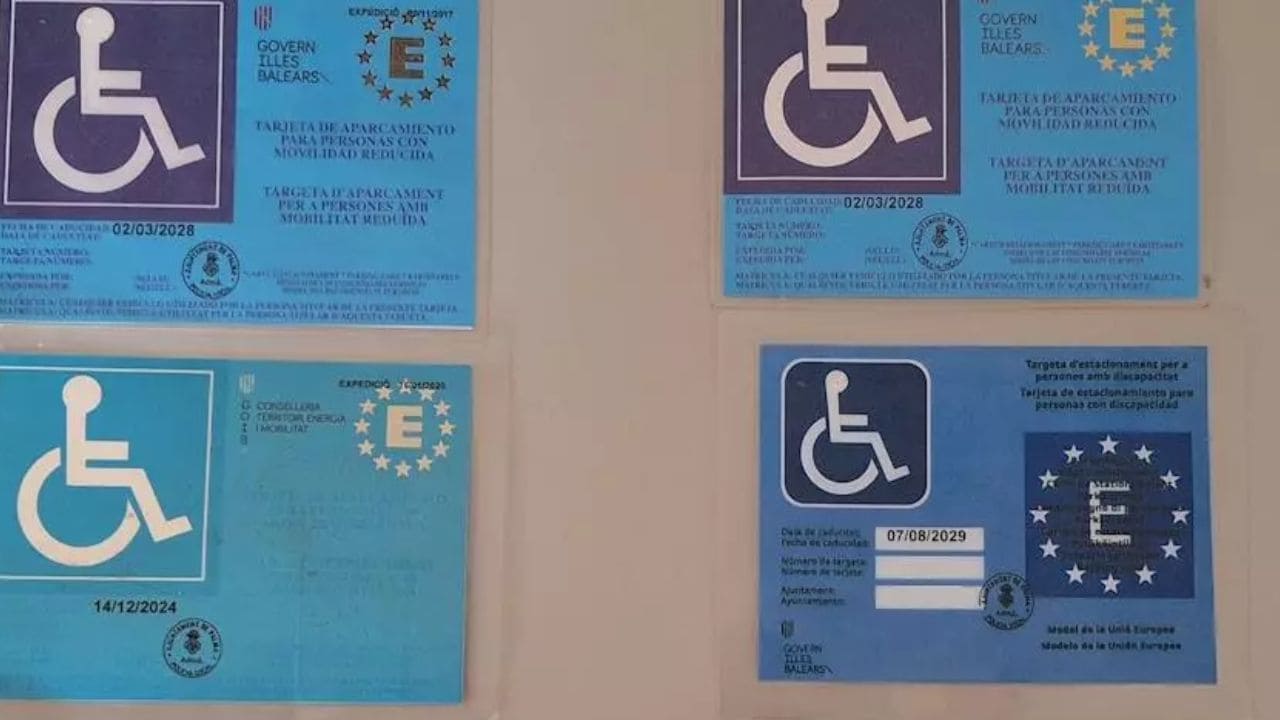 ¿Se puede tener dos tarjetas de aparcamientos para movilidad reducida a la vez?