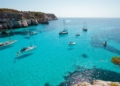 Lanzan viajes a Menorca a precio reducido para personas mayores