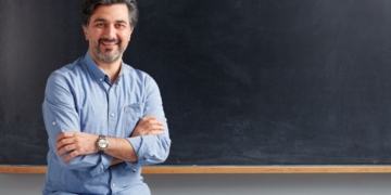 ¿Cuánto cobra un profesor en Madrid?