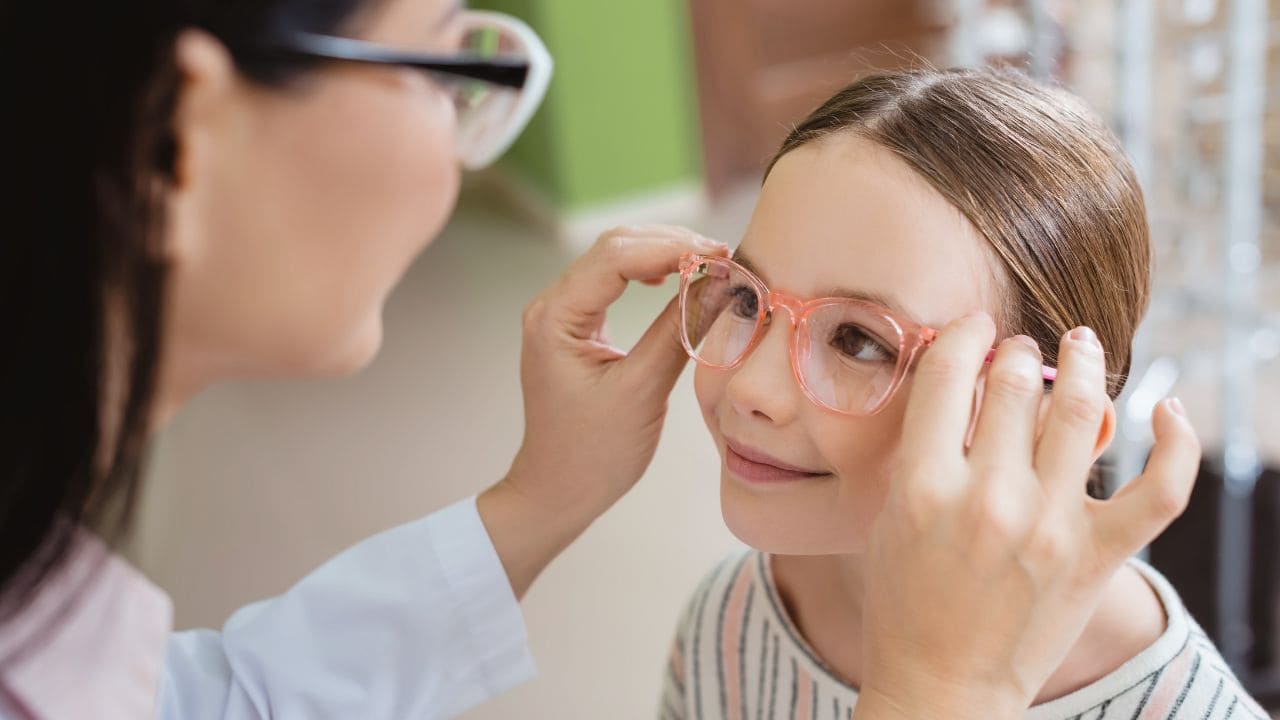 El Congreso aprueba que la Seguridad Social pase lentillas y gafas gratuitas
