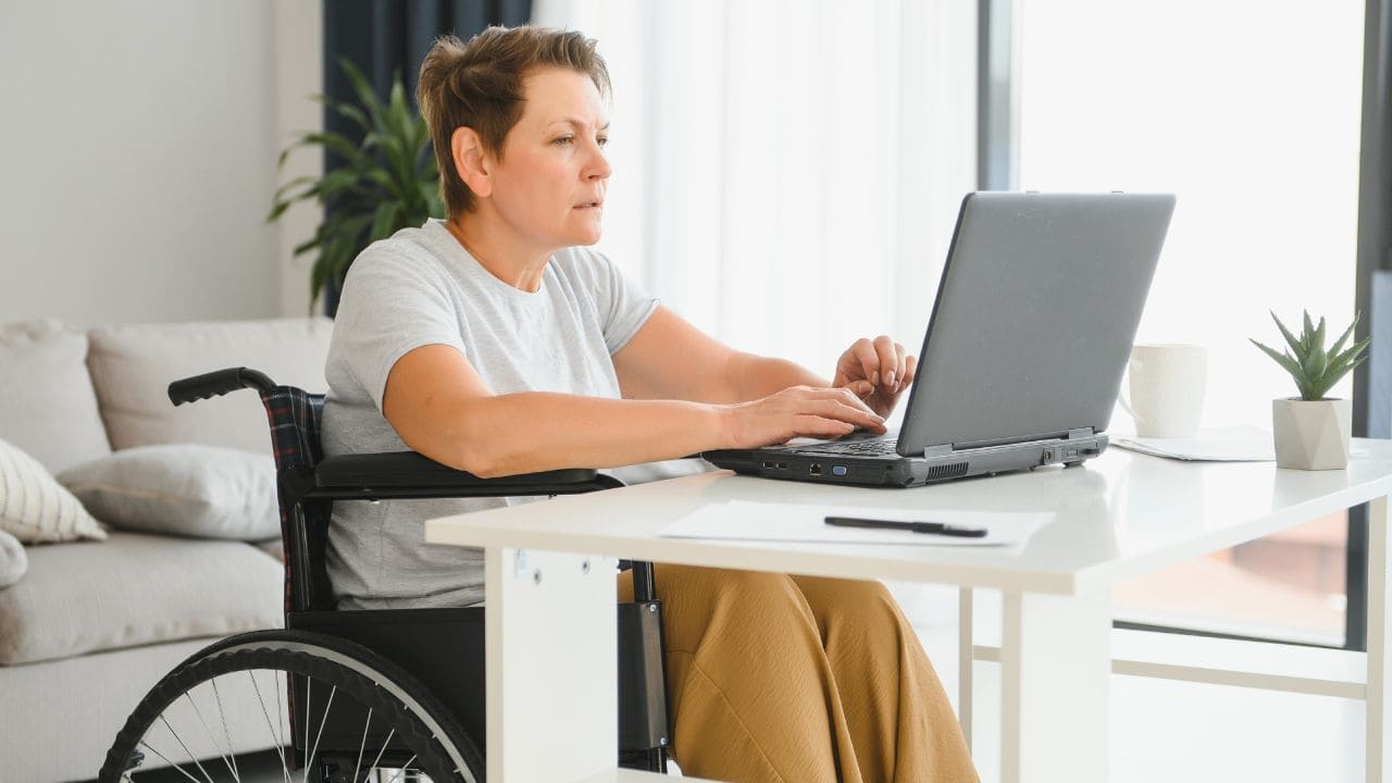 Trabajar durante una resolución de incapacidad permanente