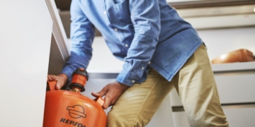 Repsol nos enseña a cambiar la bombona de butano correctamente