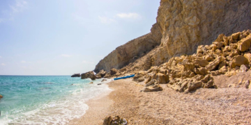 A 50 minutos de Alicante existe una pequeña cala donde puede estar solo incluso en pleno agosto
