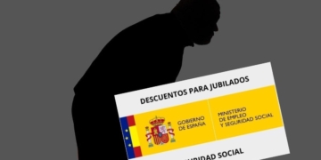 Confirmado por la Seguridad Social: el carnet con descuentos que puedes conseguir si eres pensionista - Pixabay / Montaje