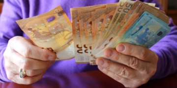 Las personas con esclerosis múltiple pueden solicitar la pensión por incapacidad permanente