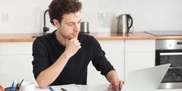 El SEPE permite compatibilizar el CAE con un empleo