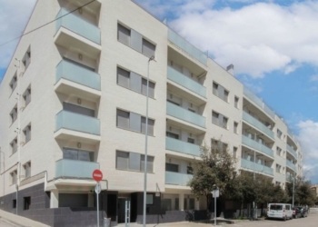 Piso disponible en Solvia por 100.000 euros