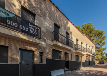 Solvia quiere quitarse de encima estos chalets adosados con 3 habitaciones