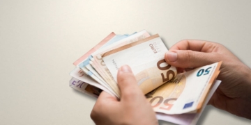 El IMSERSO te regala 525 euros por la cara en 2025