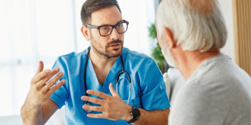 Caso viral: el fisioterapeuta que perdió su trabajo por contar intimidades en una residencia