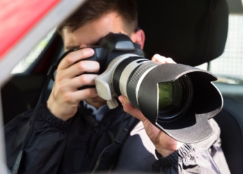 Una empresa contrata a un detective para vigilar a un exempleado y le acaba costando 20.000 euros