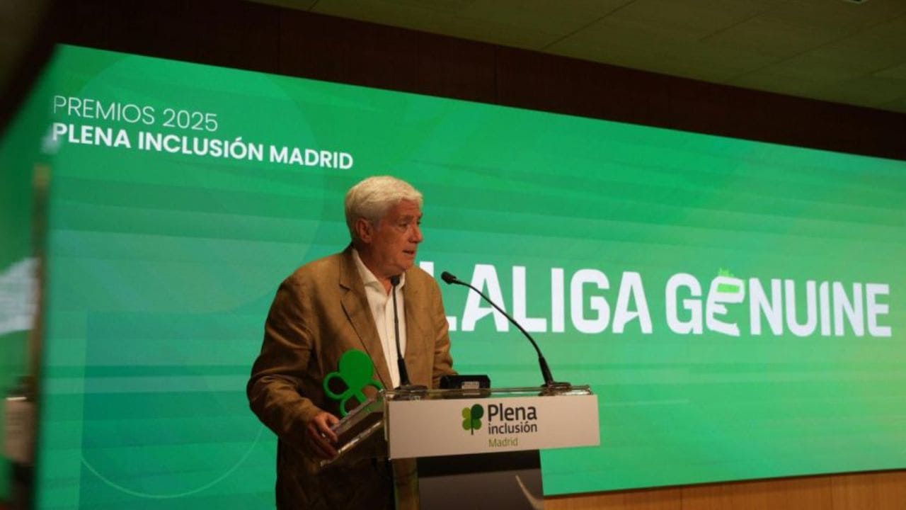 LALIGA GENUINE recibe un premio de Plena Inclusión por su labor de integración con las personas con discapacidad