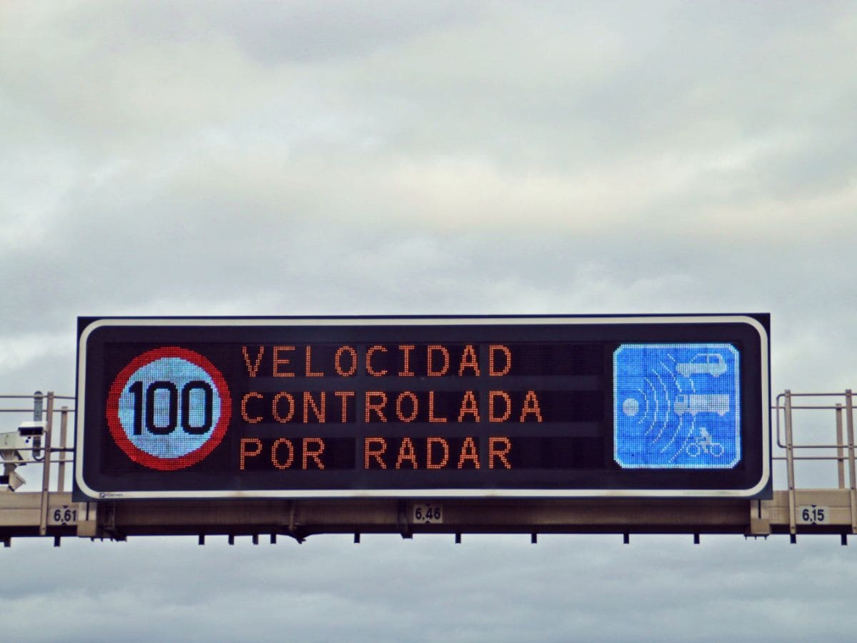 Multa en camino para miles de conductores que hicieron esto en el apagón - DGT