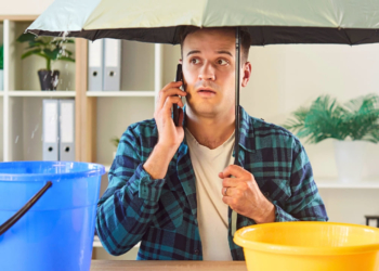 "Lo siento, eso no lo cubre la póliza": La conversación más difícil con una comunidad de vecinos