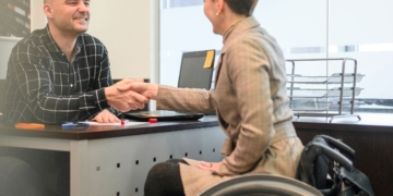 Oficial y confirmado: estas son las prestaciones que puedes pedir a partir de un 50% de discapacidad - Freepik