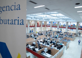 Presentación presencial de la Declaración de la Renta en 2025