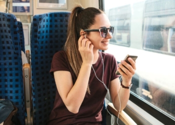 Descuento para jóvenes en verano de 2025 en el transporte público