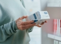Fecha de caducidad en braille en el envase de los medicamentos