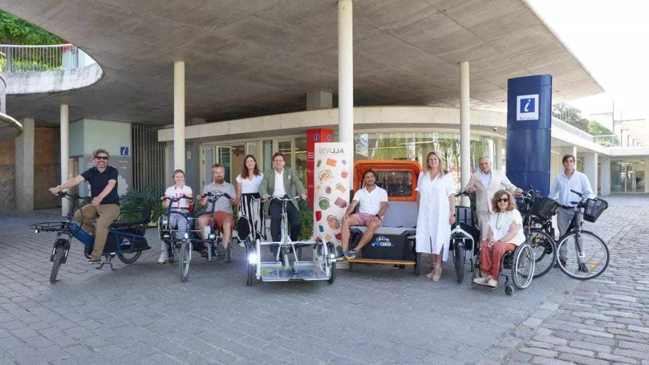 Sevilla apuesta por una movilidad turística más inclusiva y accesible con bicicletas adaptadas