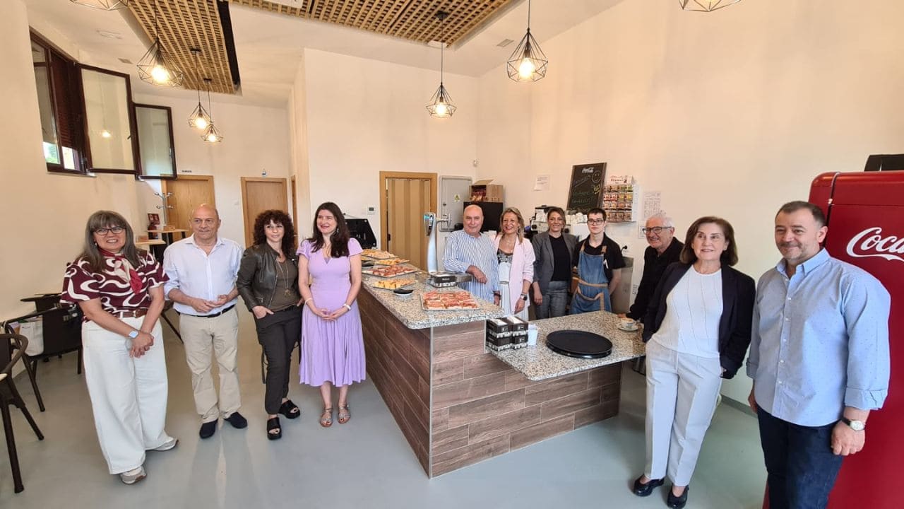 El Ayuntamiento de Salamanca apuesta por la inserción laboral de las personas con discapacidad en la gestión de cafeterías
