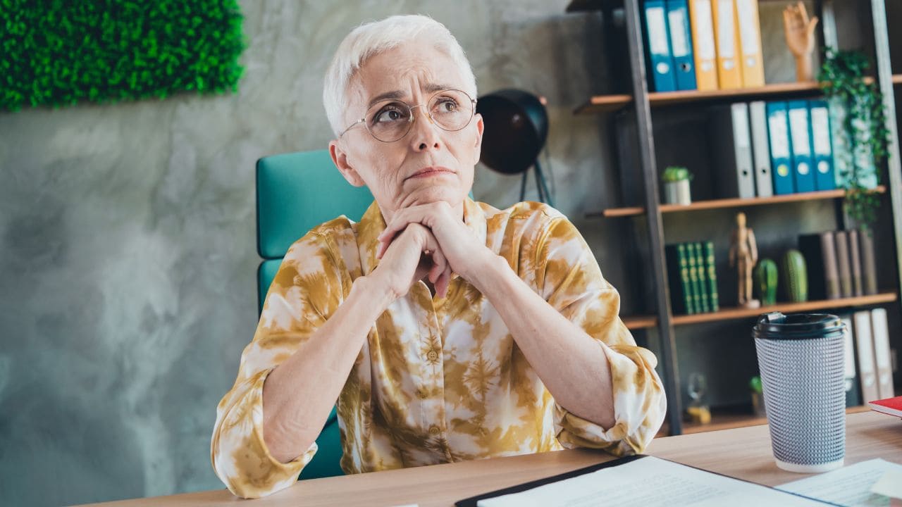 USO denuncia la jubilación demorada como algo positivo