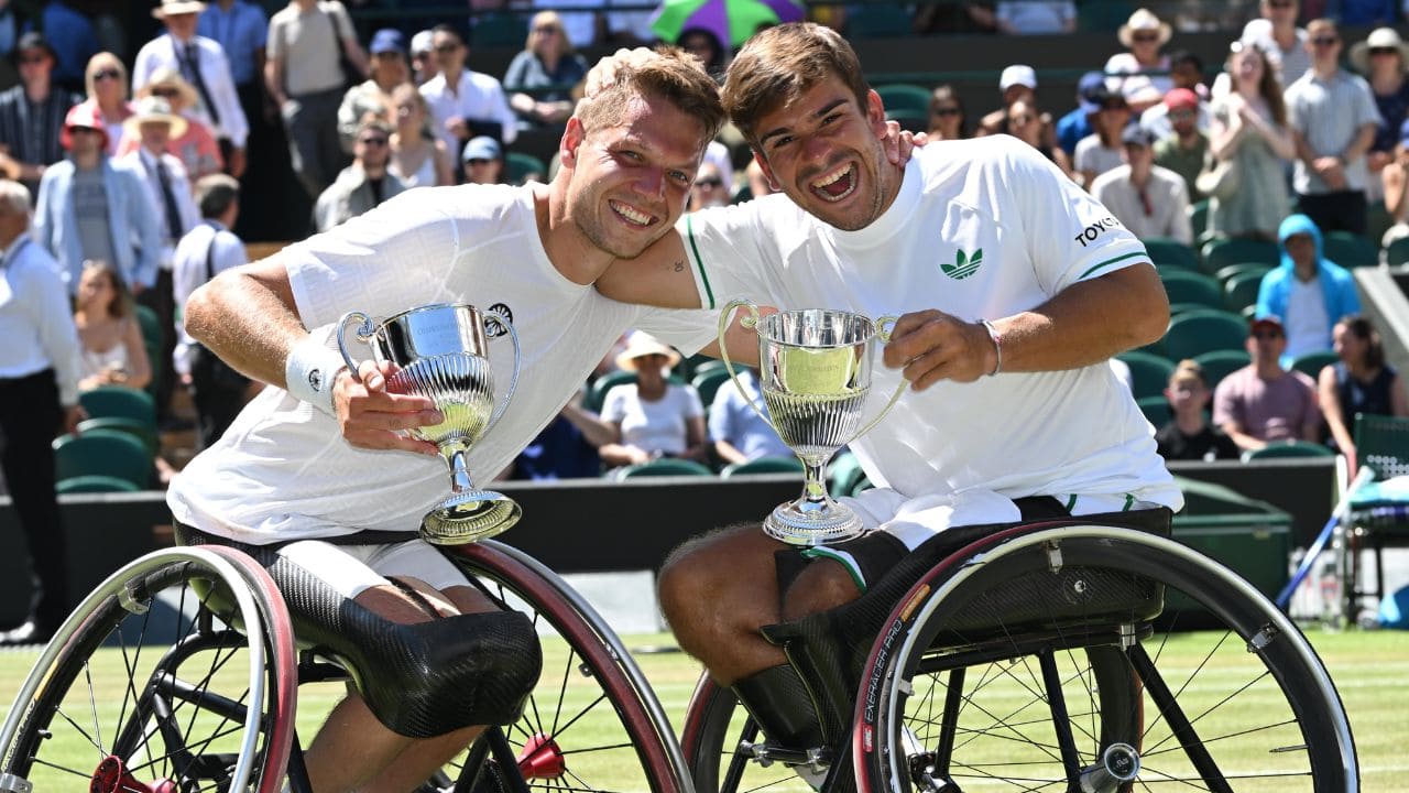 Martín de la Puente y Spaargaren se proclaman campeón de dobles de tenis en silla de ruedas en Wimbledon 2025
