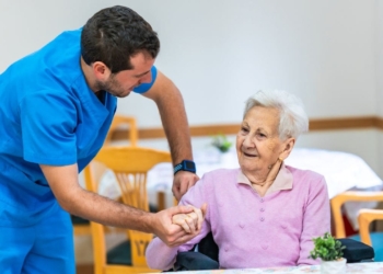 Piden una Ley de Asistencia Personal en Madrid para garantizar la vida de las personas con discapacidad en situación de dependencia