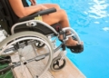 Piscina pública accesible.