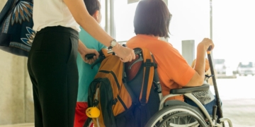 Denuncian discriminación hacia personas con movilidad reducida en el aeropuerto de San Sebastián
