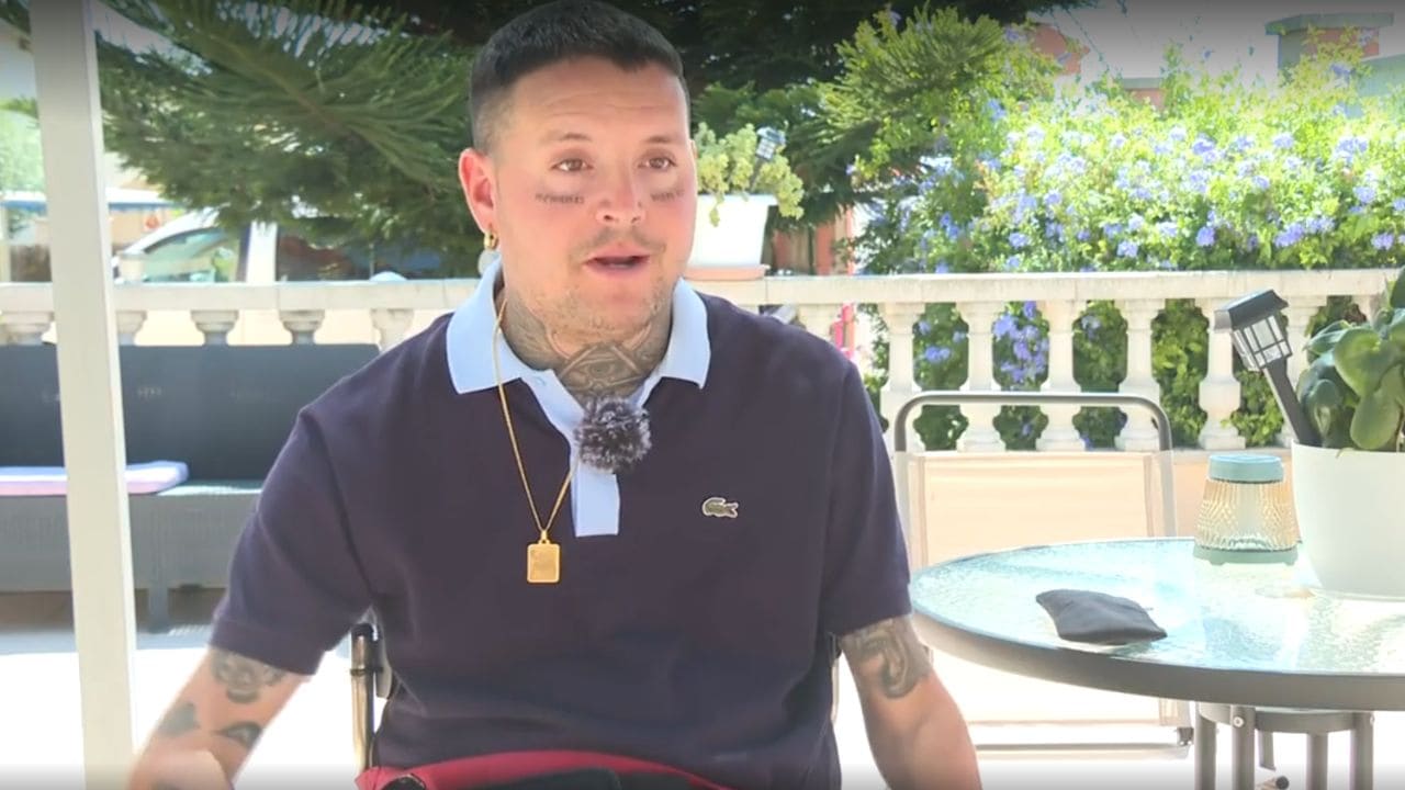 Oriol, joven con lesión medular por saltar de cabeza al mar