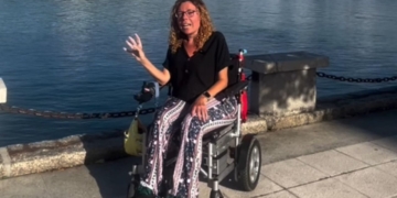 Montse Font muestra problemas de accesibilidad en Galicia