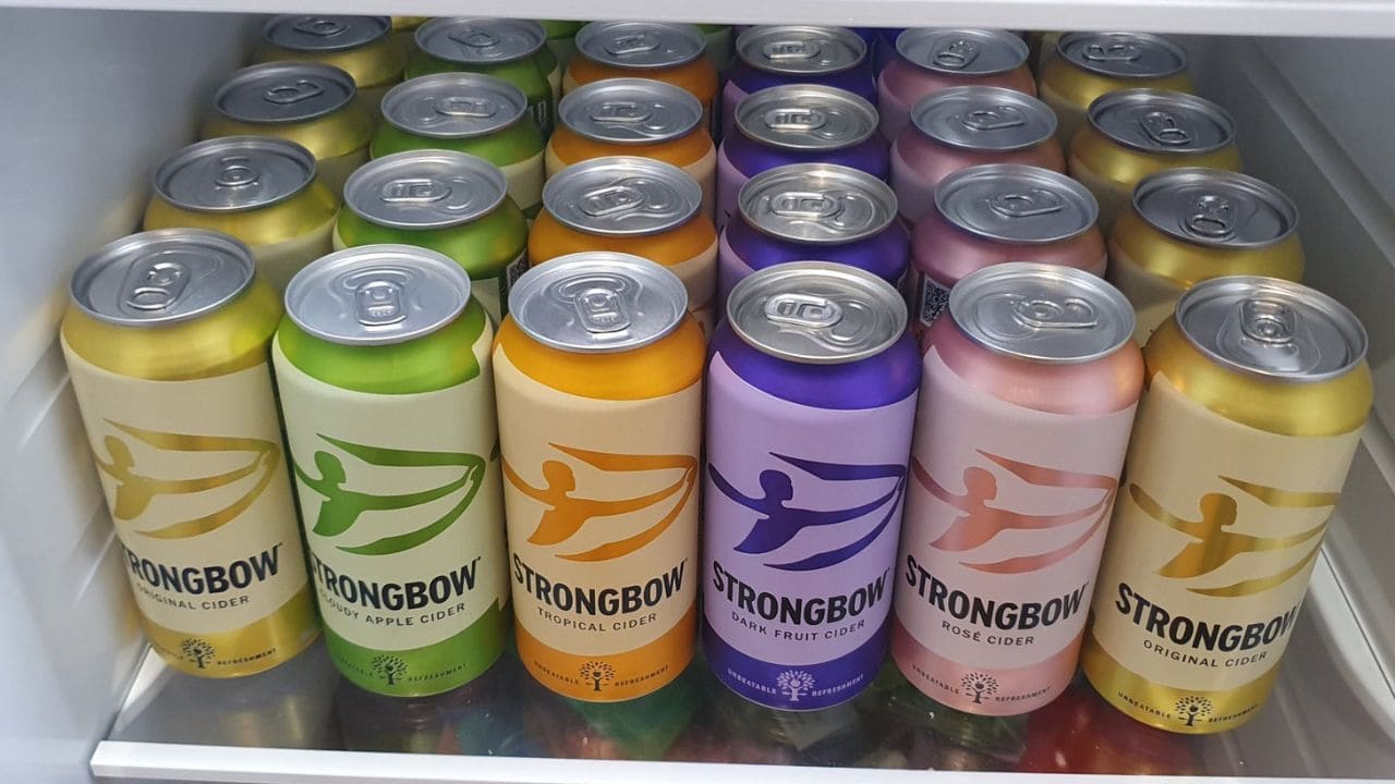 Strongbow incorpora códigos NaviLens en sus bebidas para mejorar la accesibilidad