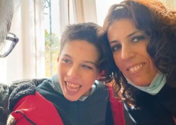 Amelia Uceda, escritora, periodista y madre de un niño con autismo: "El bienestar que anhelas está más cerca de lo que crees"