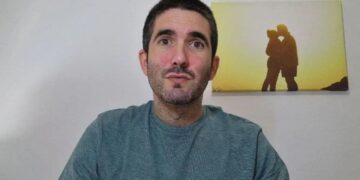 Carlos Solas, divulgador de la 'discapacidad invisible': "Necesito comprensión, no juicio"