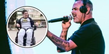 Cristóbal, un joven productor musical con meningoencefalitis que sueña con conocer a Juan Magan