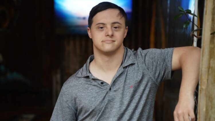 El consejo de Santiago De Marco, actor con síndrome de Down: "No te quedes en casa; sal y pelea por lo tuyo"